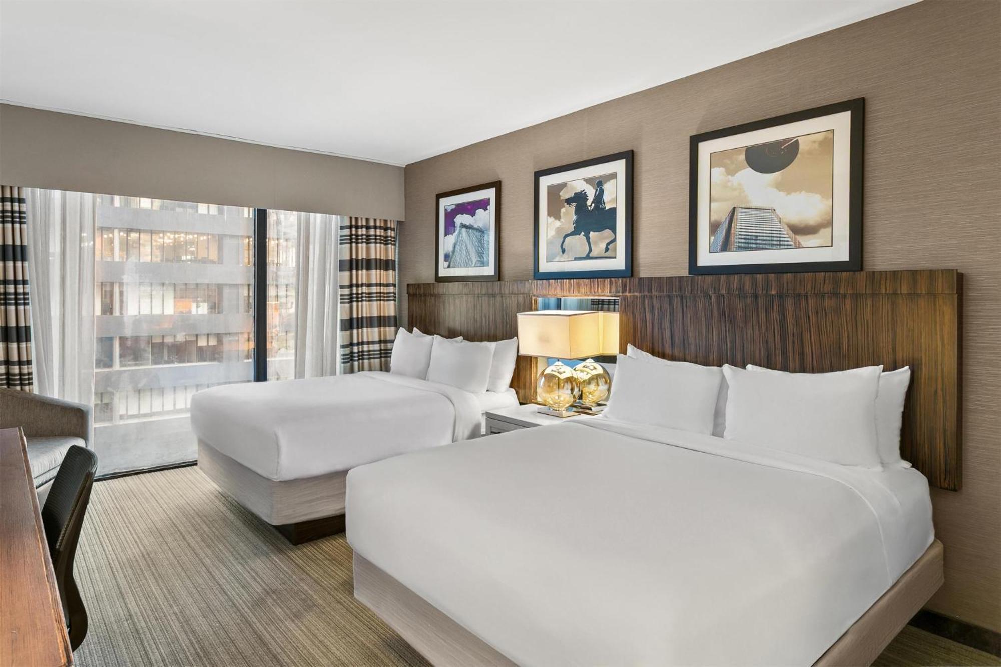 Queen Room with Two Queen Beds - Hearing Accessible